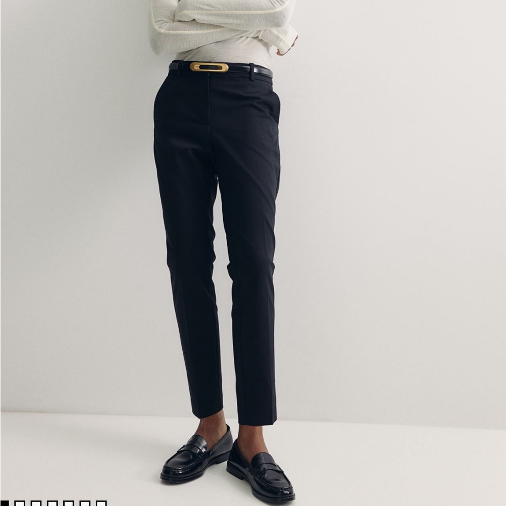 H&M Black straight leg cropped slacks size 6
